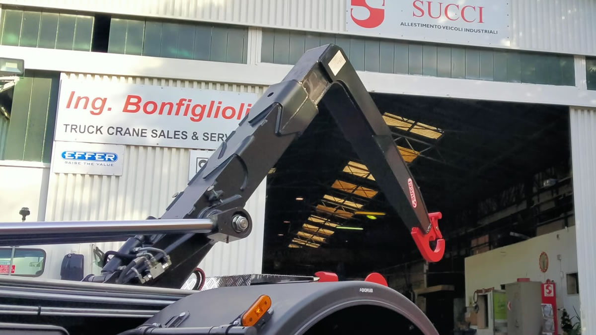 SH16 16-ton SUCCI hooklift